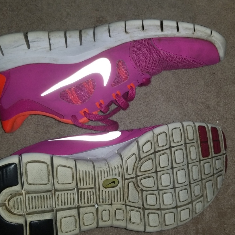 Shoes - Picture 6 of 6